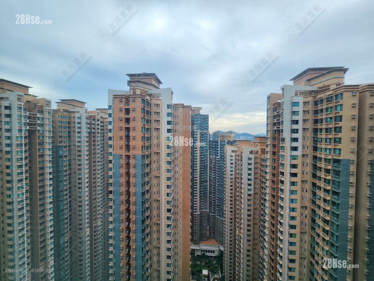 宇晴轩 售盘 4 房 , 2 浴室 452 平方尺