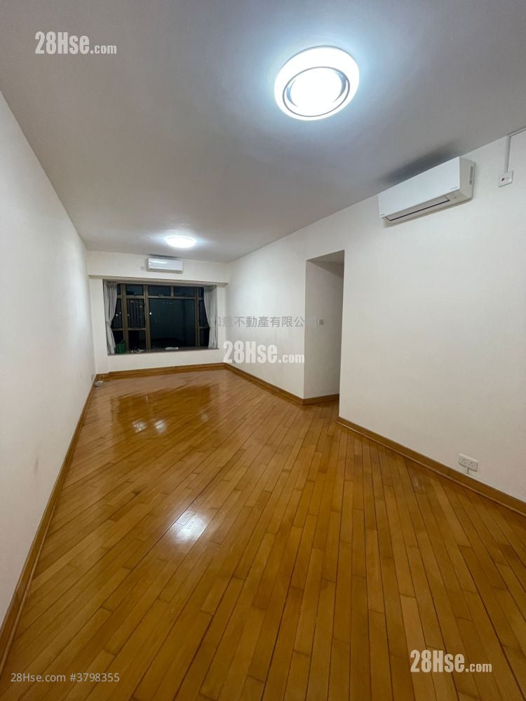 Royal Peninsula Sell 4 Bedrooms , 3 Bathrooms 948 ft²