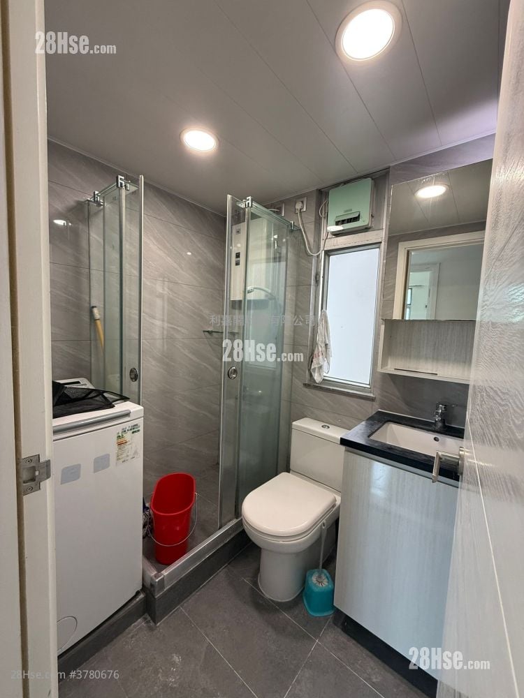 Greenview Court Rental 2 Bedrooms , 1 Bathroom 477 ft²