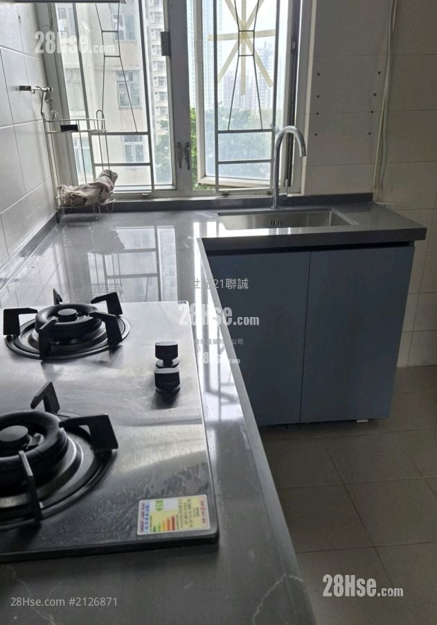 Tak Tin Estate Rental 2 Bedrooms , 1 Bathroom 407 ft²
