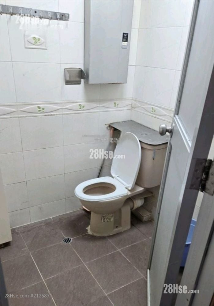 Tak Tin Estate Rental 2 Bedrooms , 1 Bathroom 407 ft²