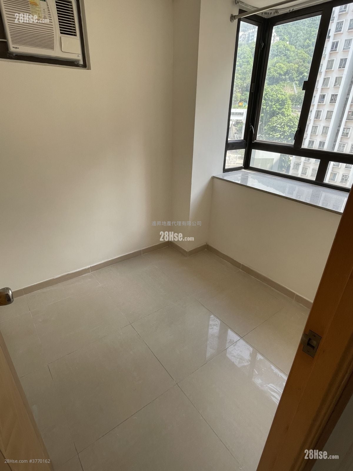 青华阁 租盘 2 房 , 1 浴室 293 平方尺