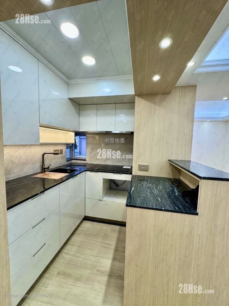 Boland Court Sell 531 ft²