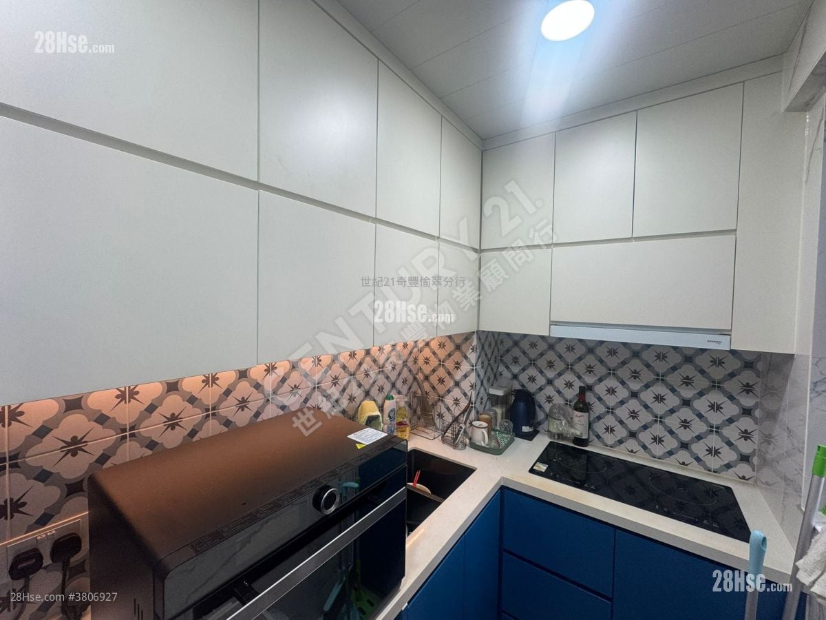 Prima Villa Sell 2 Bedrooms , 1 Bathroom 393 ft²