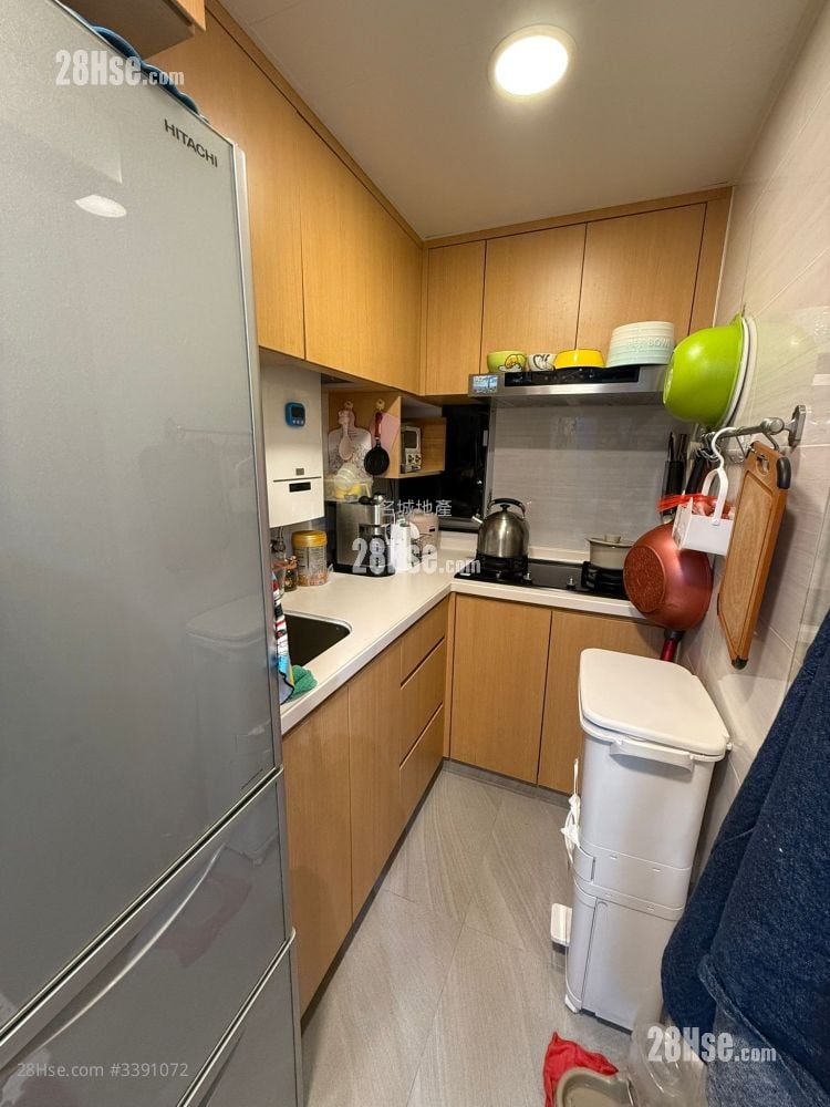 May Shing Court Sell 2 Bedrooms , 1 Bathroom