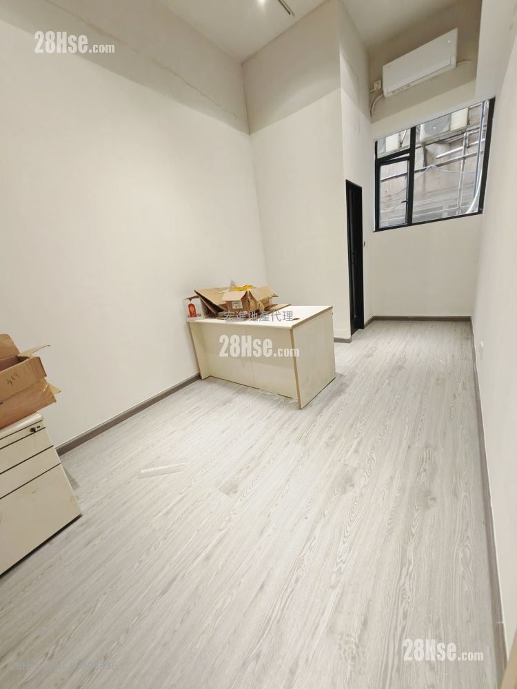 新怡生工业大厦 租盘 1 厕所