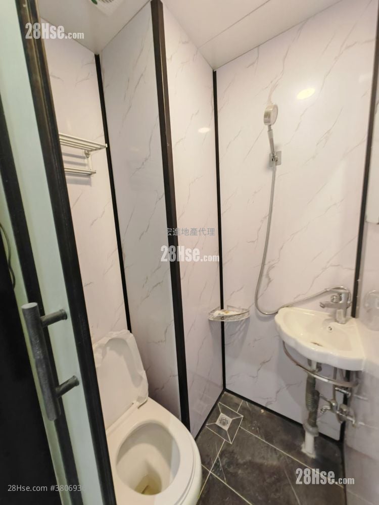 新怡生工业大厦 租盘 1 厕所