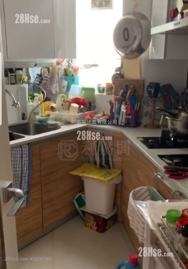 领凯 售盘 4 房 , 3 浴室 995 平方尺