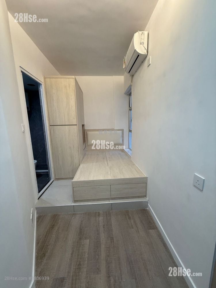 Cherry Mansion Rental Studio , 1 Bathroom 160 ft²