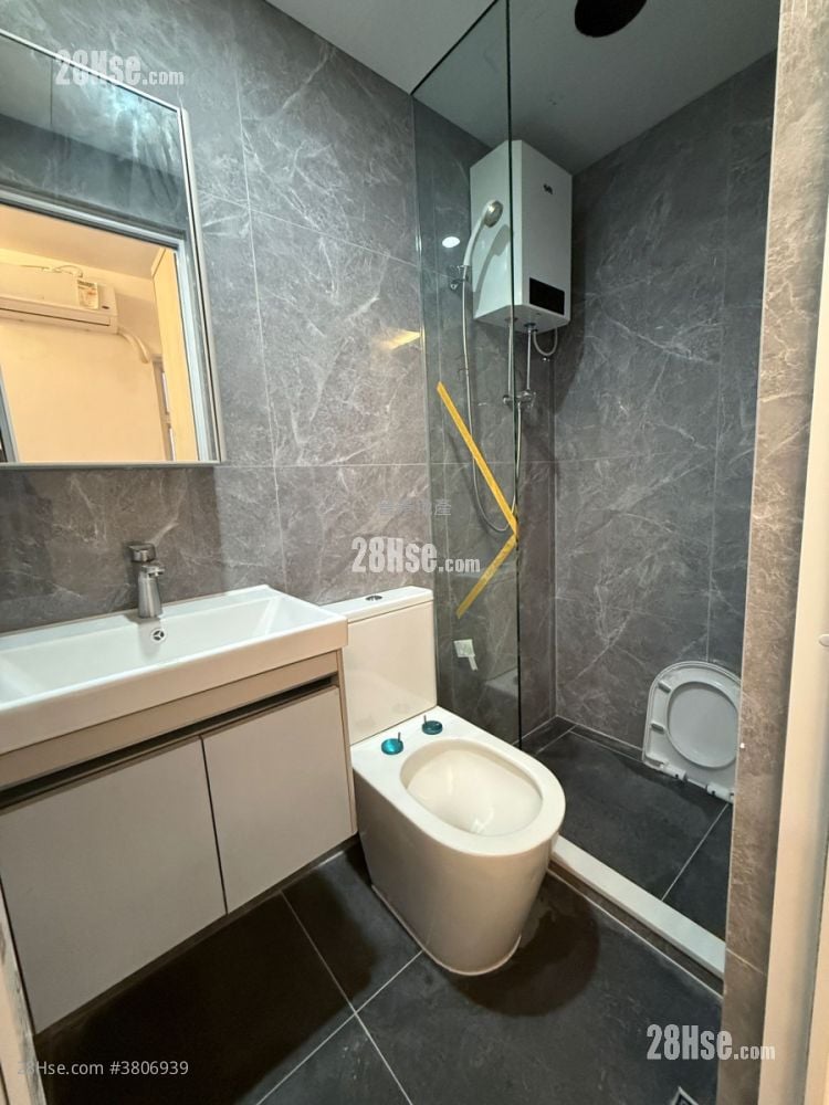 Cherry Mansion Rental Studio , 1 Bathroom 160 ft²