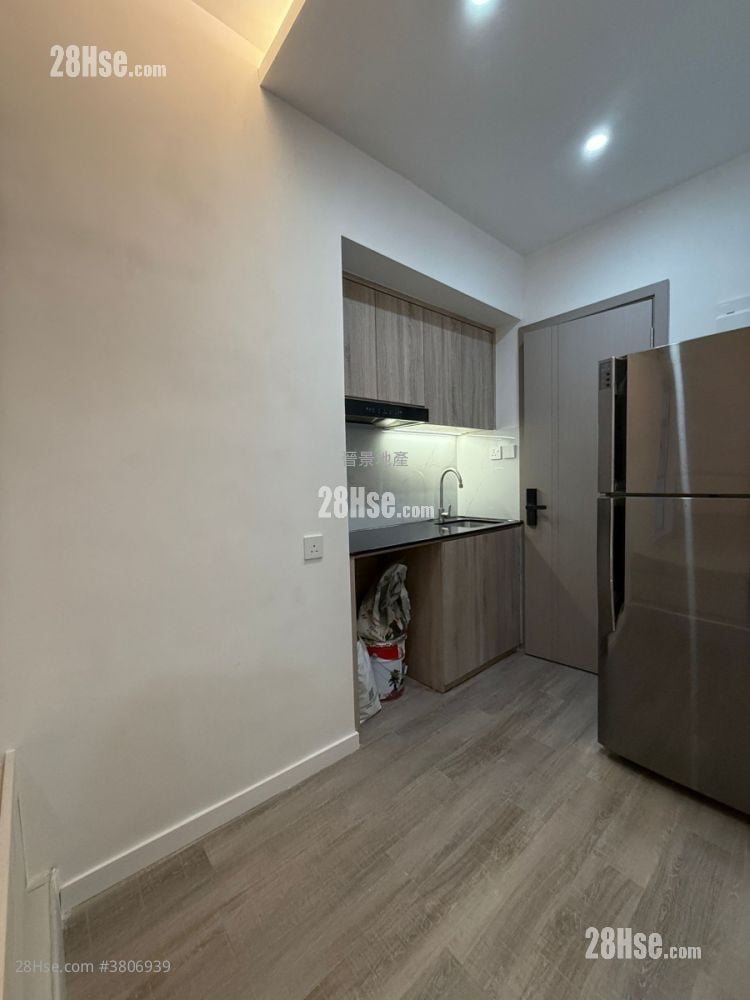 Cherry Mansion Rental Studio , 1 Bathroom 160 ft²