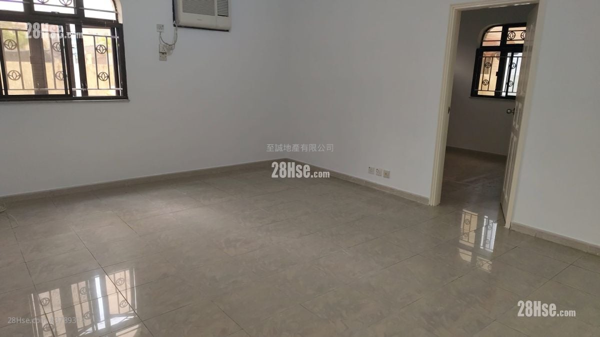 Village Rental 2 Bedrooms , 1 Bathroom