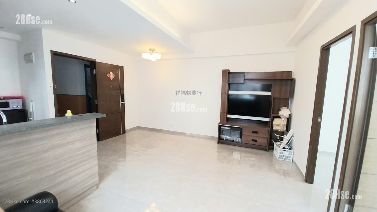 唐楼 租盘 2 房 , 1 浴室 490 平方尺