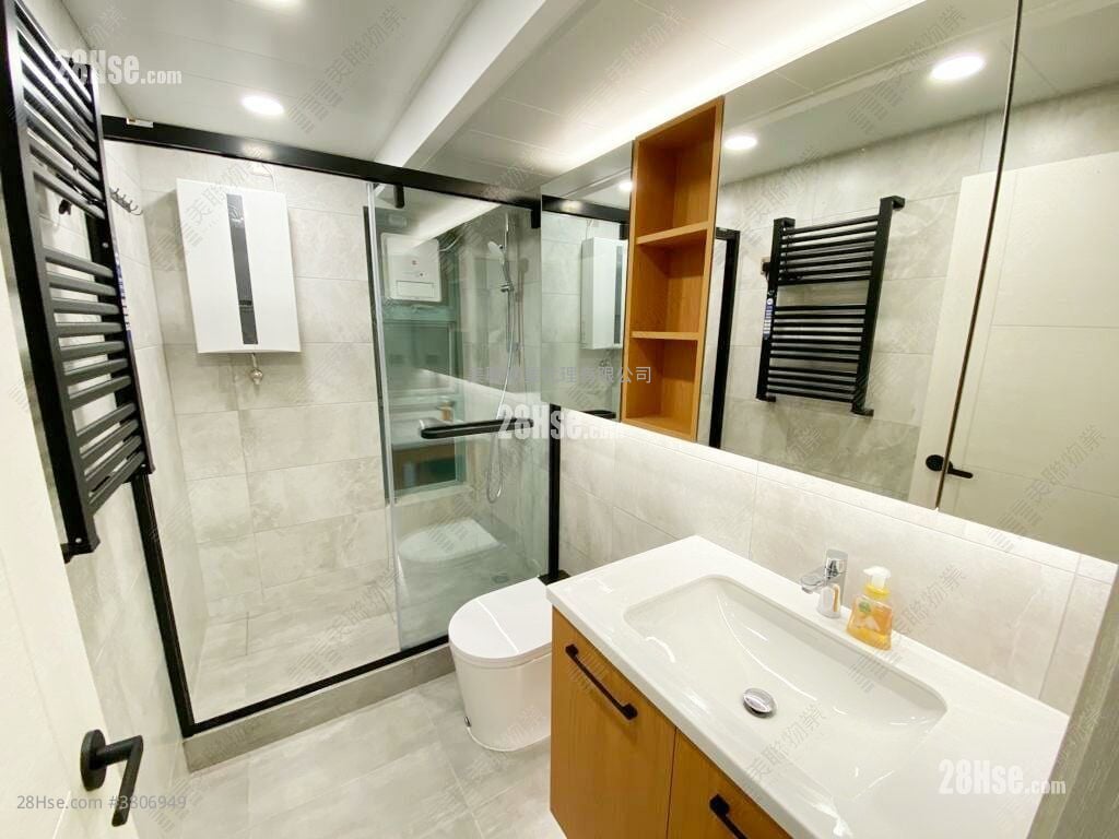 帝欣苑 售盘 2 房 , 3 浴室 922 平方尺