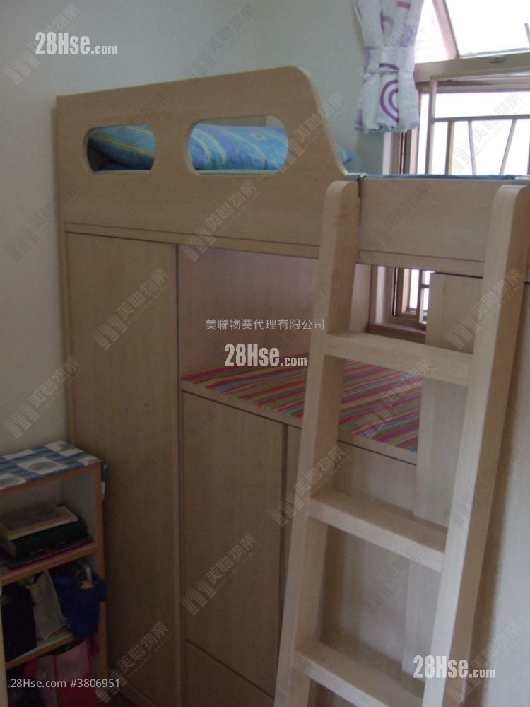 新峰花園 售盤 3 房 , 2 浴室 728 平方呎