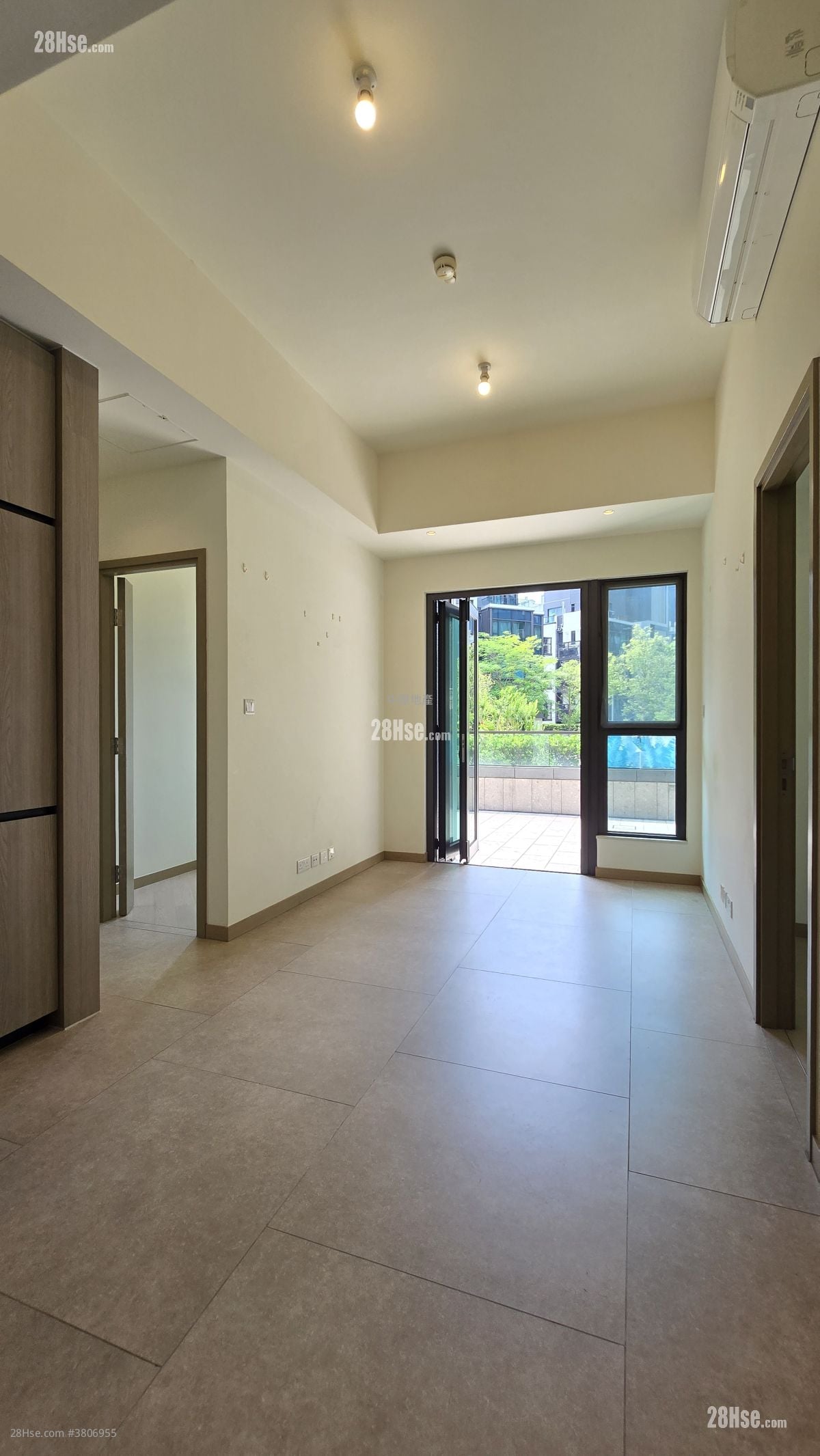 Wetland Seasons Bay 售盘 3 房 , 1 浴室 429 平方尺