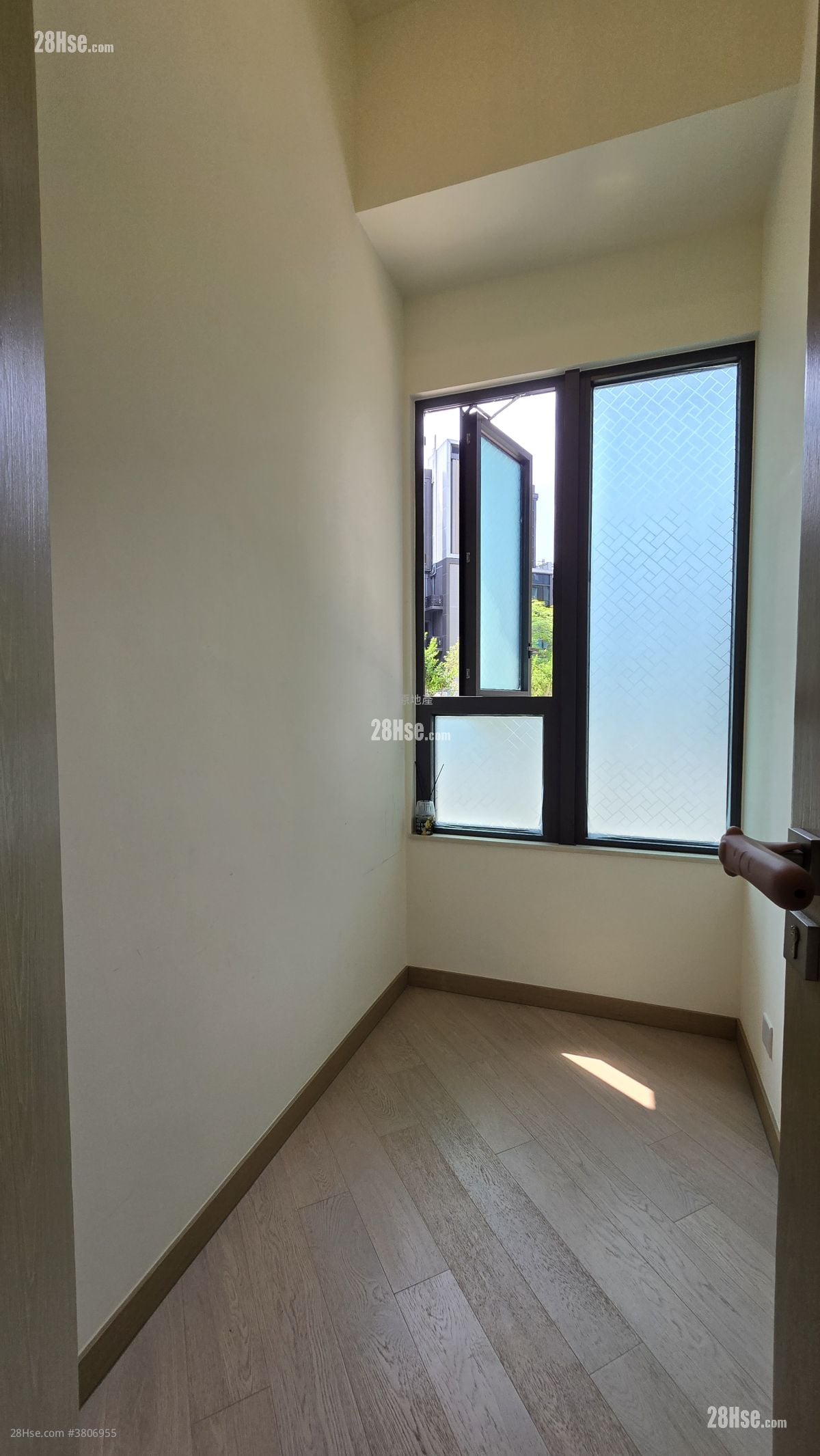 Wetland Seasons Bay 售盘 3 房 , 1 浴室 429 平方尺