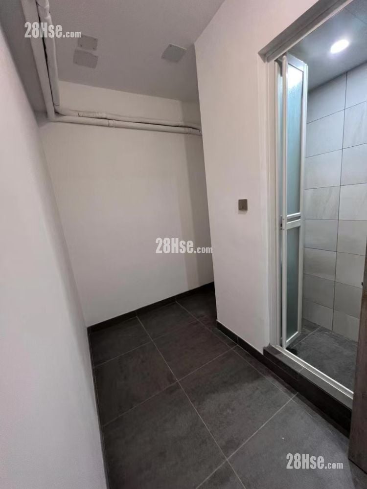 海日湾 租盘 1,046 平方尺