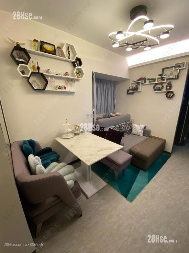 Metro Harbour View Sell 2 Bedrooms , 1 Bathroom 320 ft²