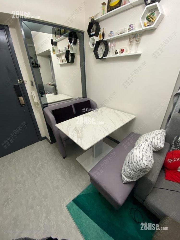 Metro Harbour View Sell 2 Bedrooms , 1 Bathroom 320 ft²