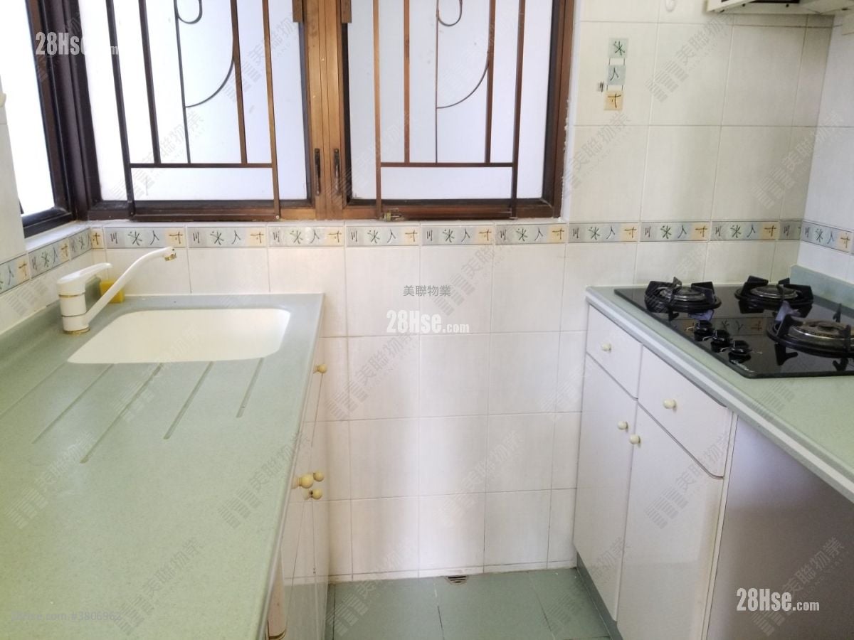 又一居 售盘 3 房 584 平方尺