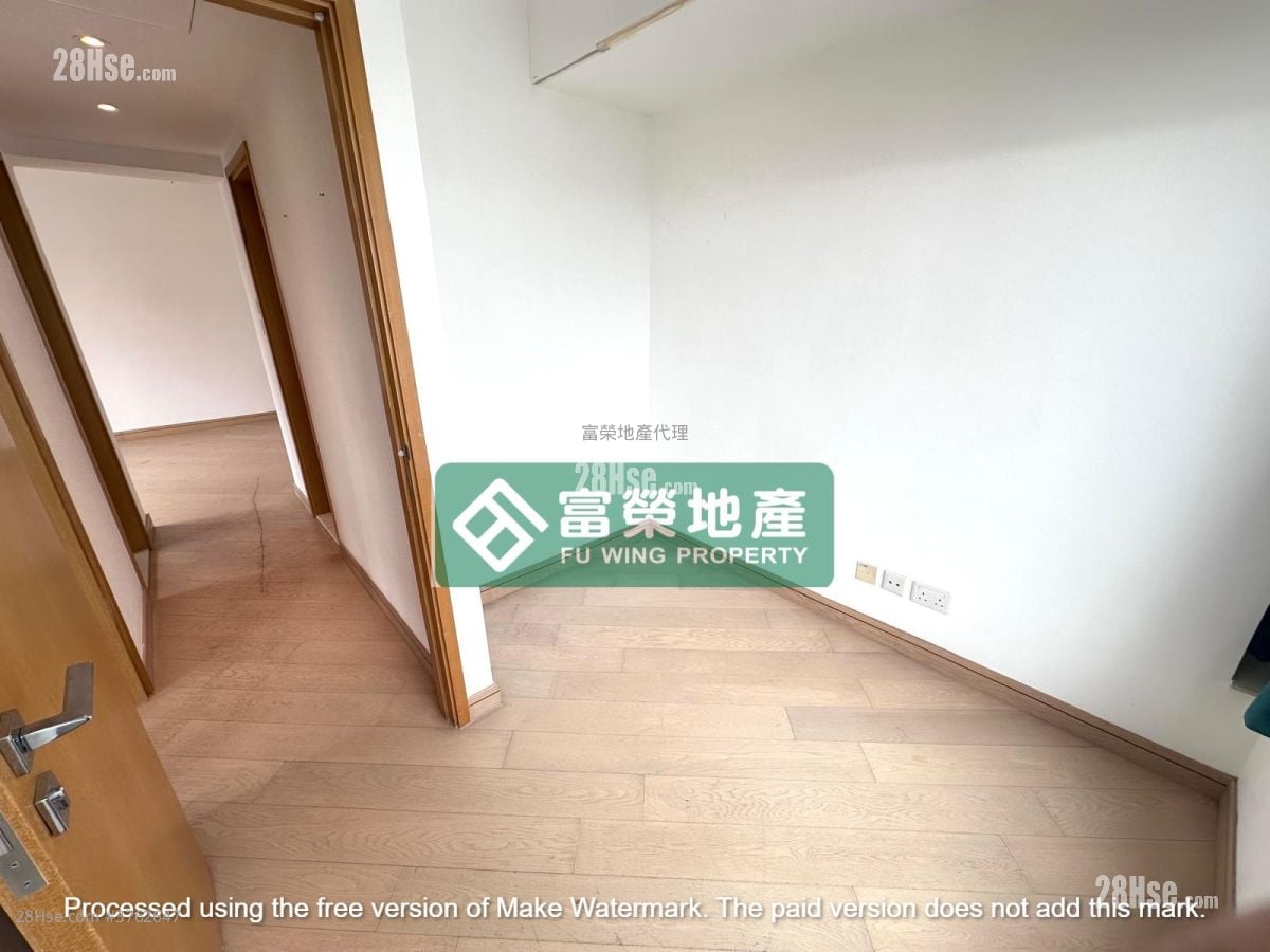 Macpherson Place Rental 2 Bedrooms , 1 Bathroom 555 ft²