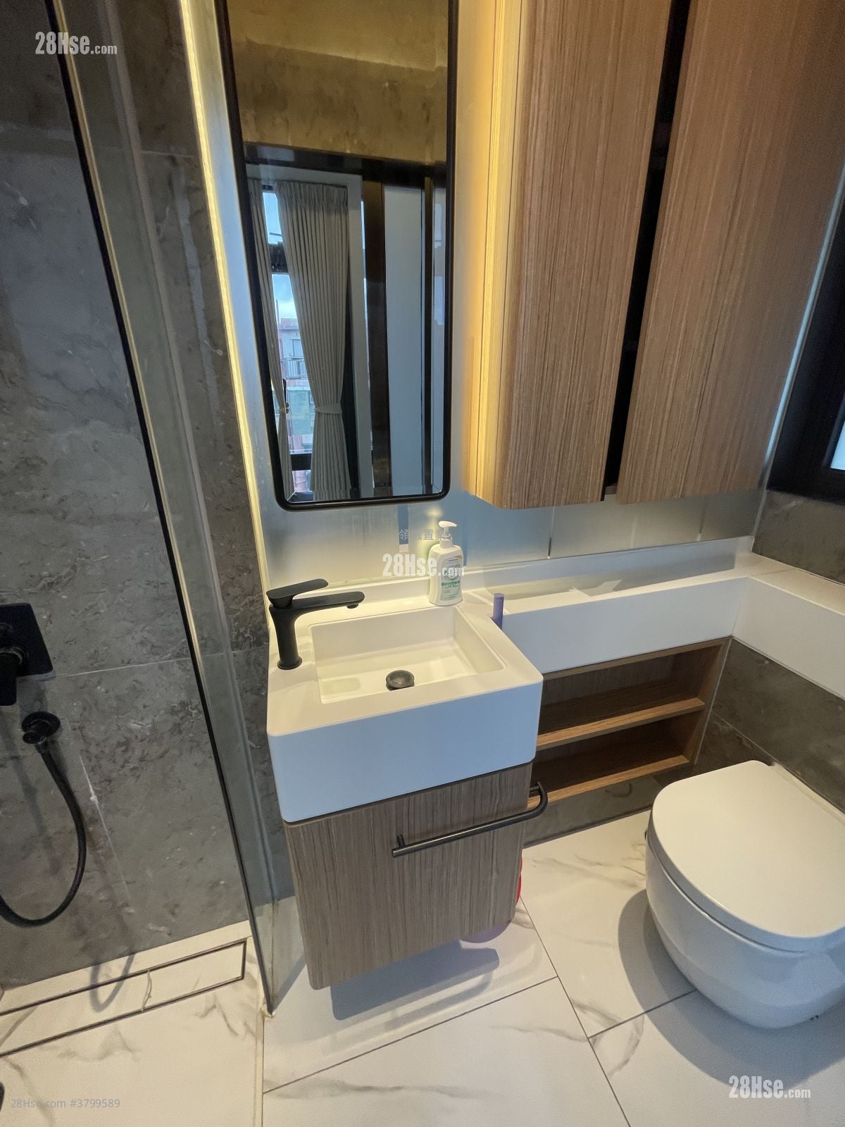 启岸 租盘 开放式间隔 , 1 浴室 218 平方尺