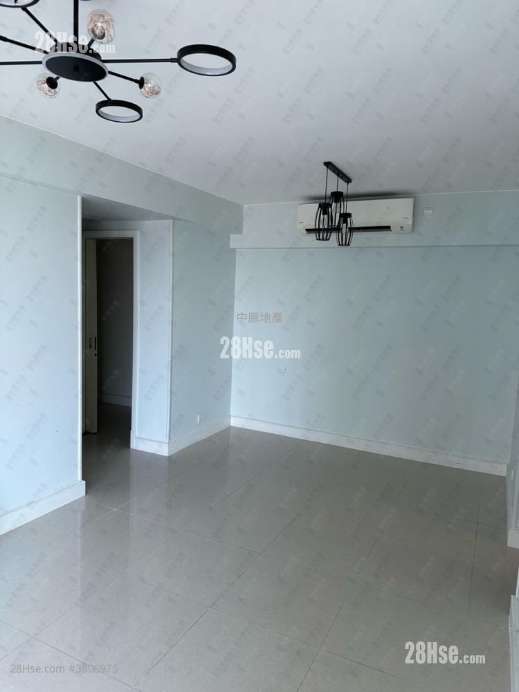 Central Park Towers Sell 3 Bedrooms , 2 Bathrooms 698 ft²