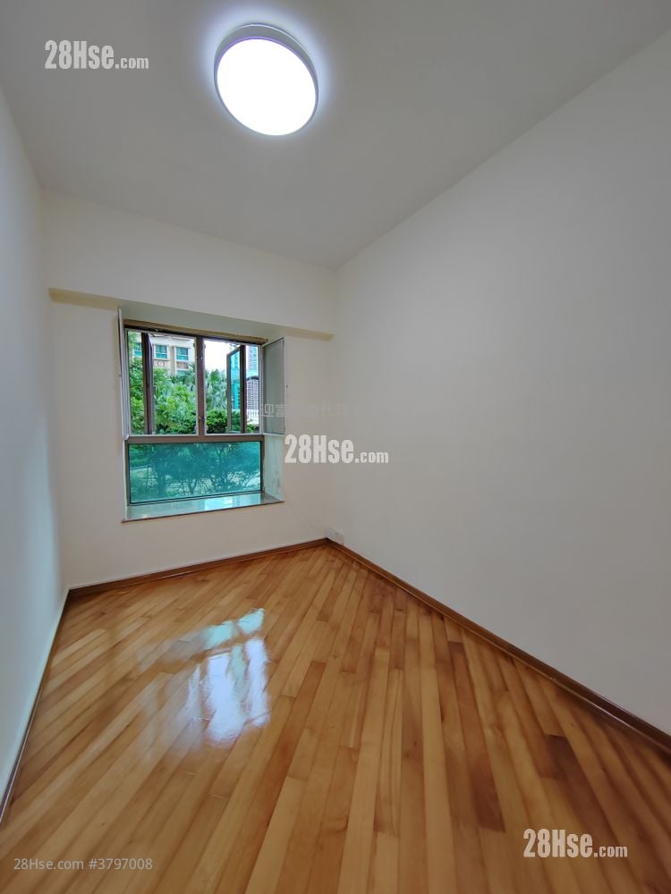 海逸豪园 租盘 2 房 , 1 浴室 555 平方尺