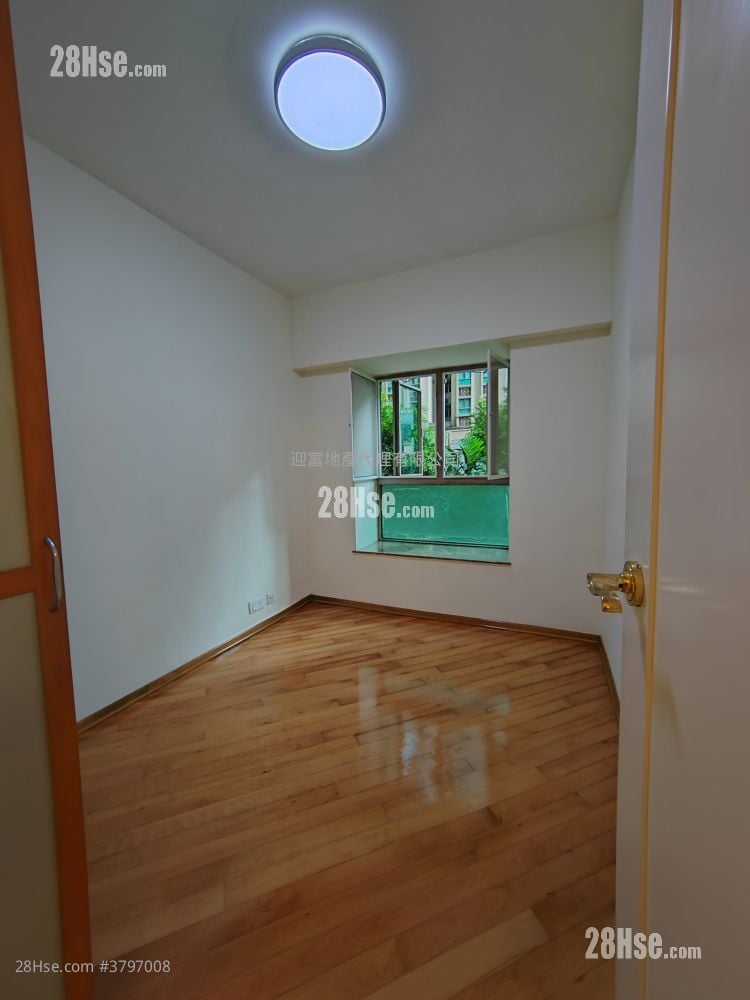 海逸豪园 租盘 2 房 , 1 浴室 555 平方尺
