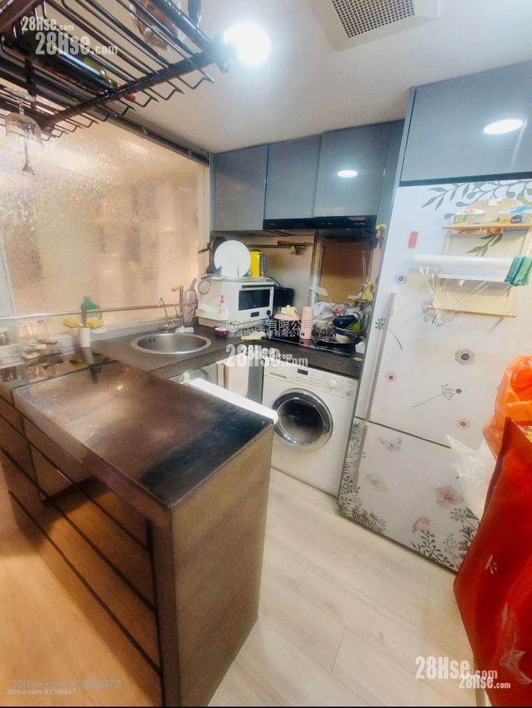 Midland Centre Rental Studio , 1 Bathroom 330 ft²