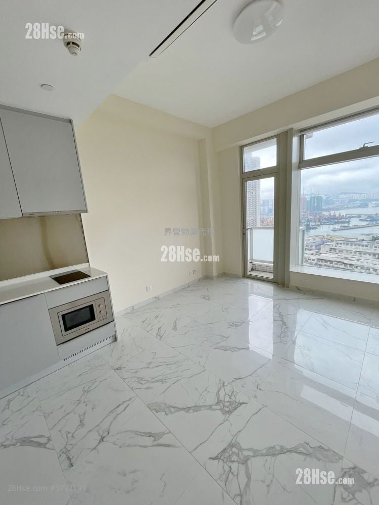 City Hub Rental 1 Bedroom , 1 Bathroom 338 ft²