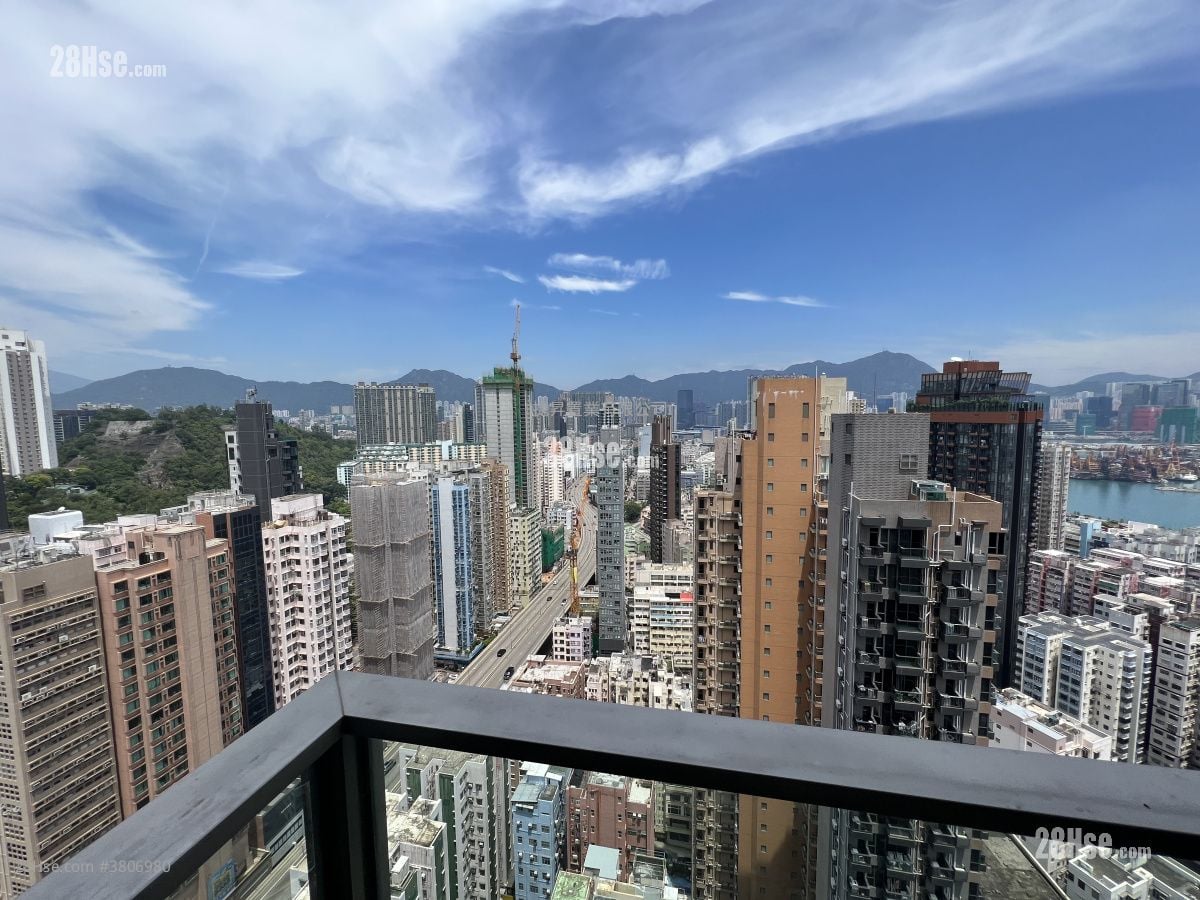 Chatham Gate Sell 3 Bedrooms , 2 Bathrooms 737 ft²