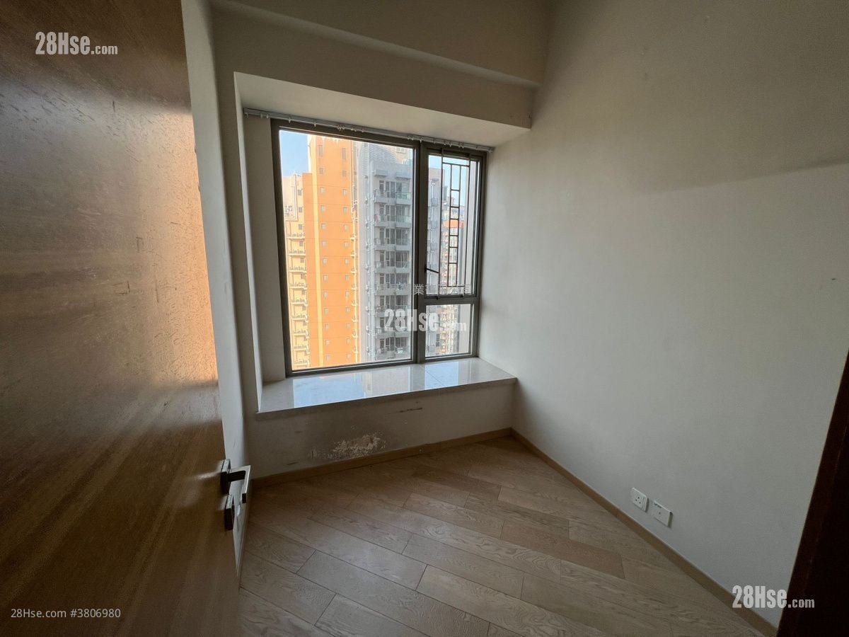 Chatham Gate Sell 3 Bedrooms , 2 Bathrooms 737 ft²