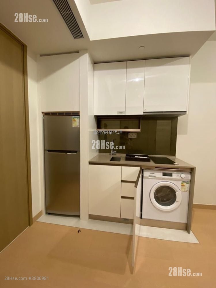 K. Summit Rental 1 Bedroom , 1 Bathroom 293 ft²