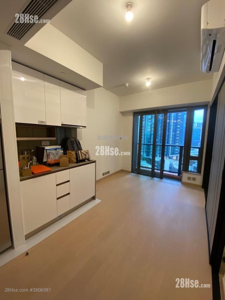 K. Summit Rental 1 Bedroom , 1 Bathroom 293 ft²