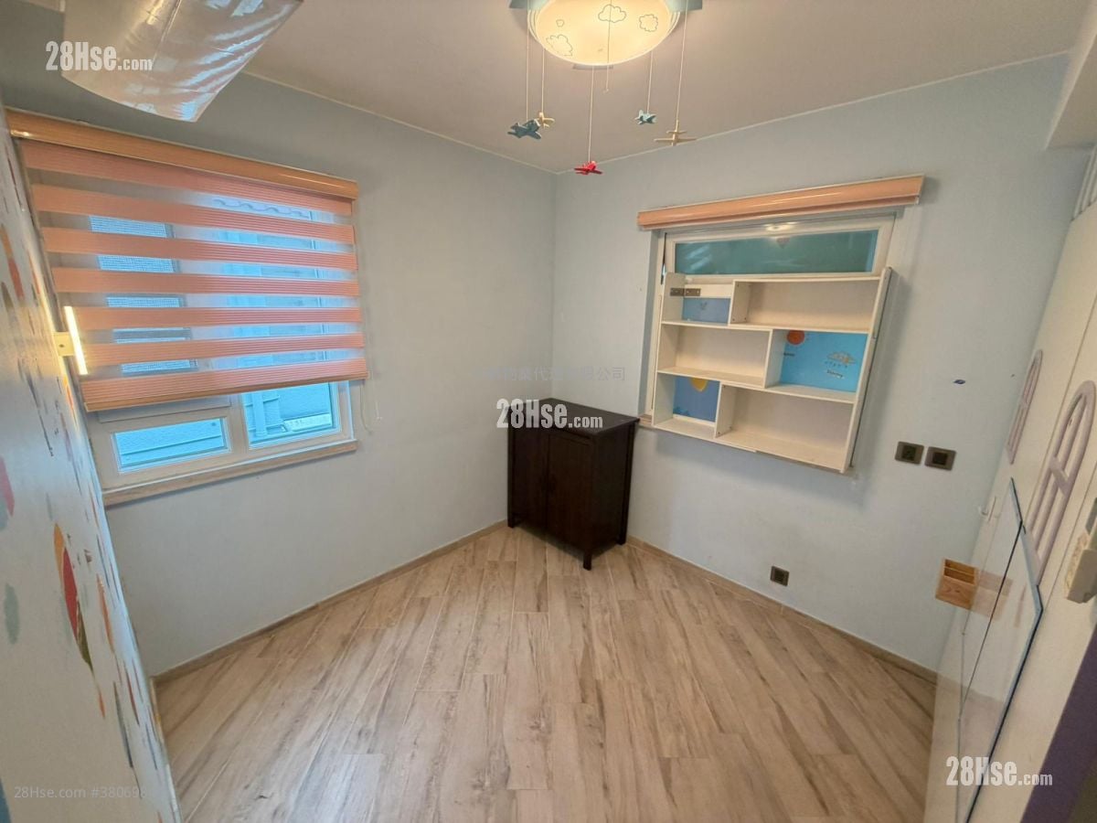 Tseng Tau Tsuen Sell 4 Bedrooms , 2 Bathrooms