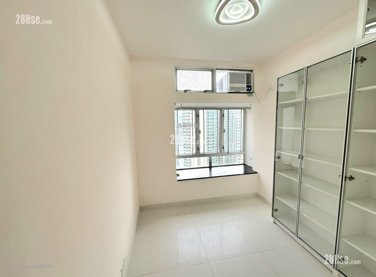 Greenfield Garden Rental 2 Bedrooms , 1 Bathroom 383 ft²