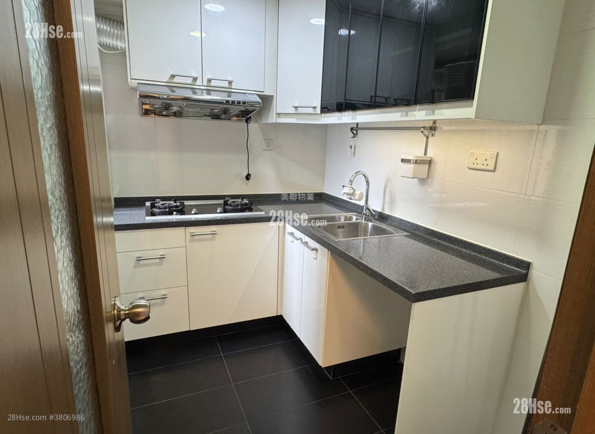 Greenfield Garden Rental 2 Bedrooms , 1 Bathroom 383 ft²