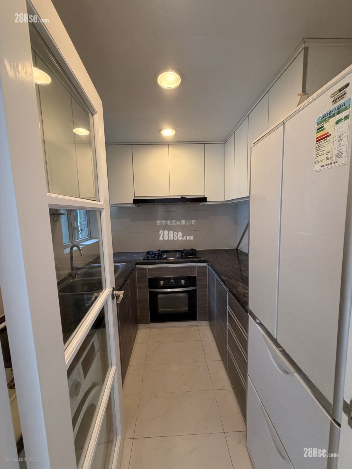 Island Place Sell 3 Bedrooms , 2 Bathrooms 746 ft²