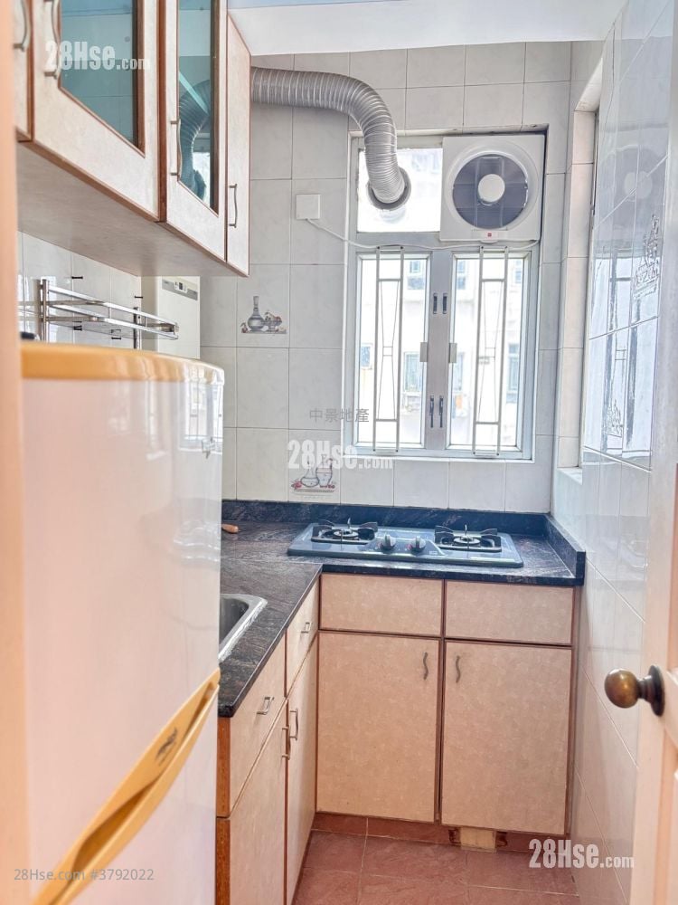 金龙楼 售盘 2 房 , 1 浴室 374 平方尺