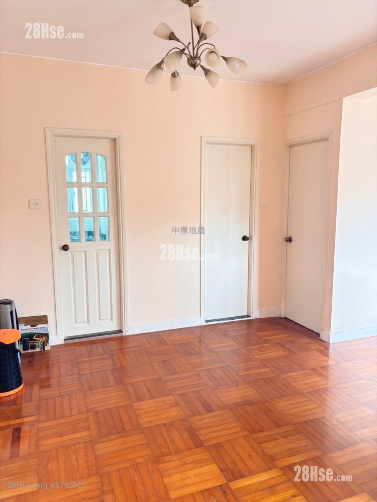 金龙楼 售盘 2 房 , 1 浴室 374 平方尺