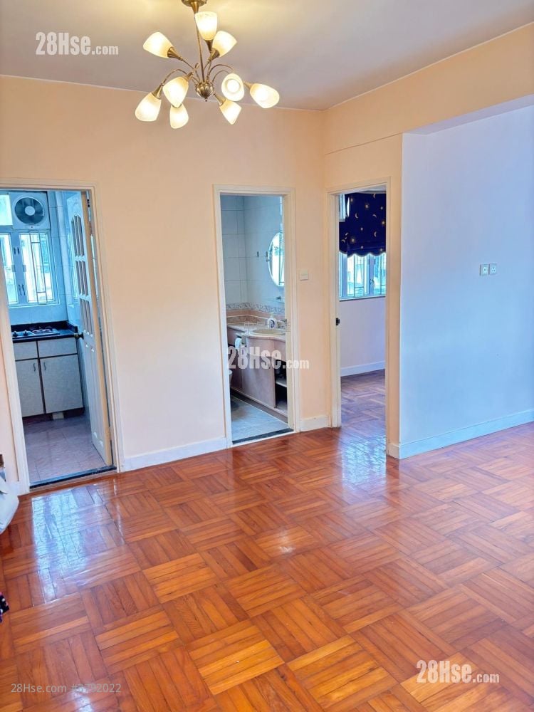 金龙楼 售盘 2 房 , 1 浴室 374 平方尺