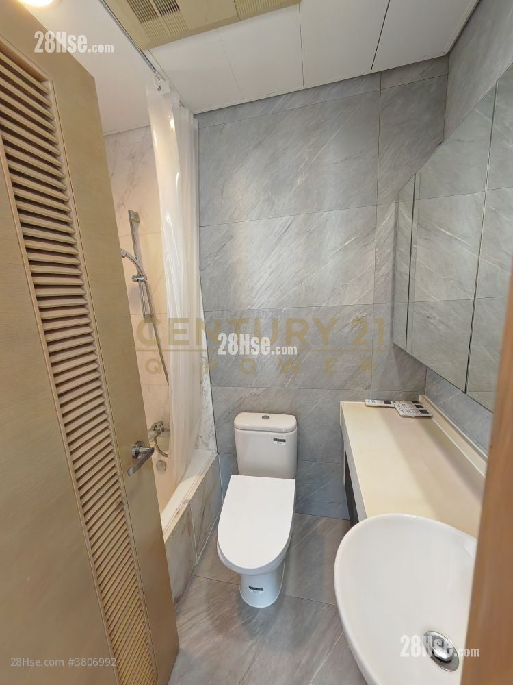 港岛东18 售盘 2 房 , 1 浴室 469 平方尺