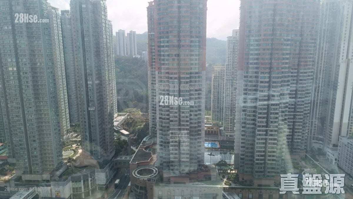 The Metro City Sell 3 Bedrooms , 2 Bathrooms 735 ft²