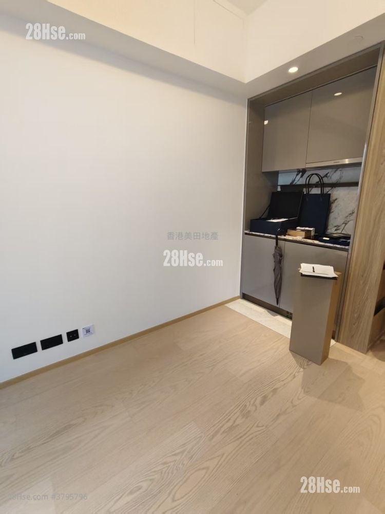 Topside Residence Rental 1 Bedroom 278 ft²