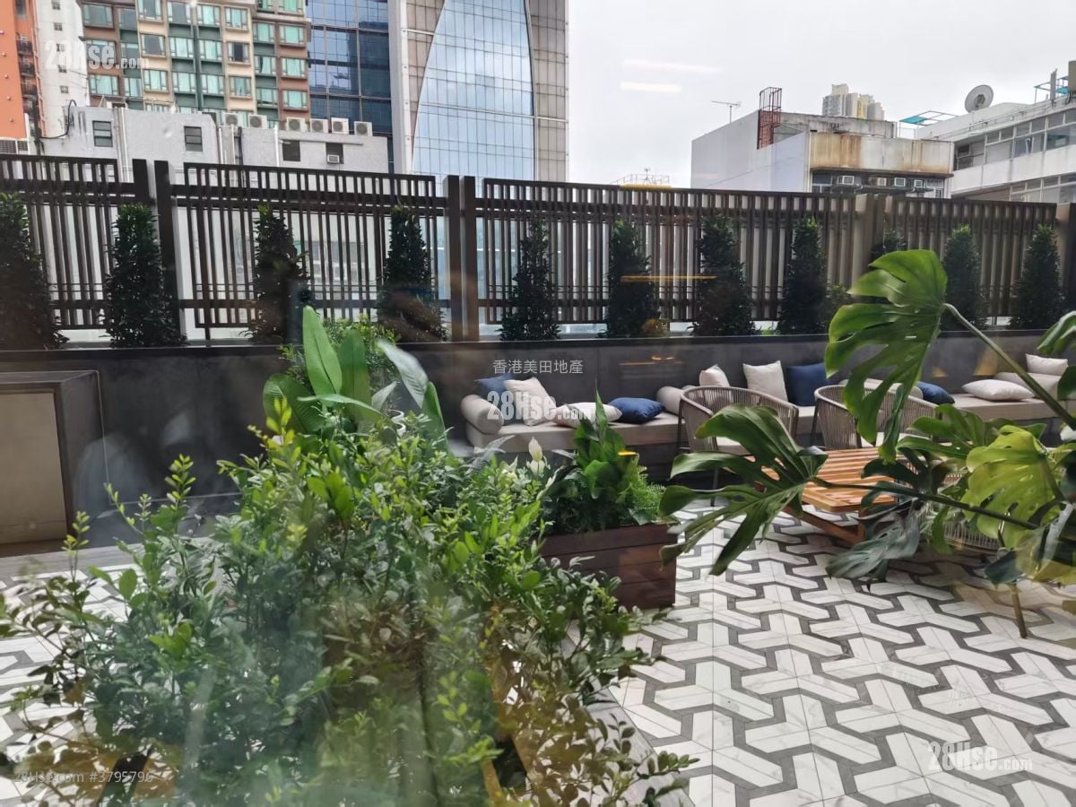 Topside Residence Rental 1 Bedroom 278 ft²