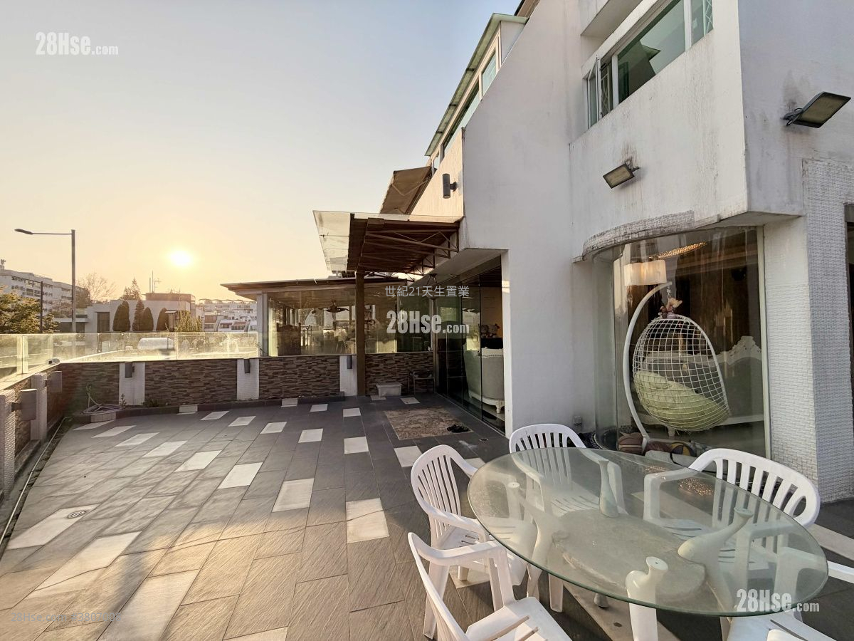 青丽湾别墅 售盘 4 房 , 3 浴室 1,371 平方尺