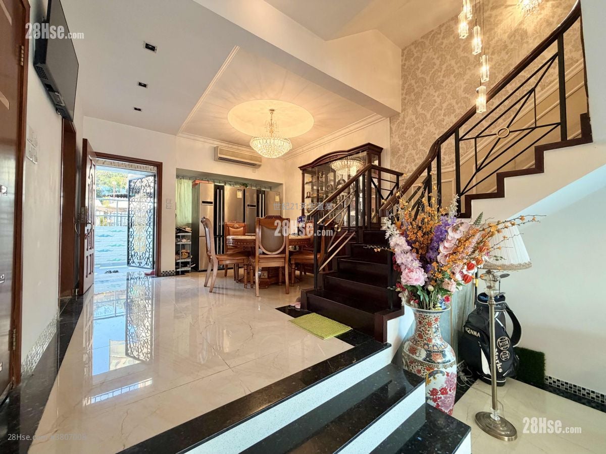 青丽湾别墅 售盘 4 房 , 3 浴室 1,371 平方尺