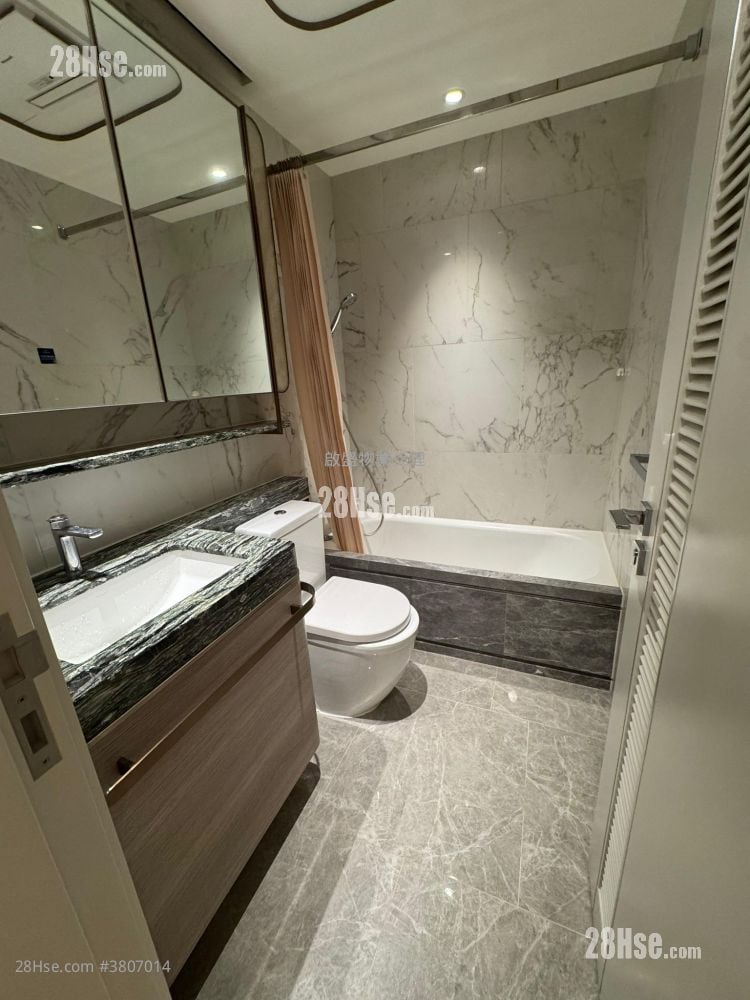 Monaco 租盘 1 房 , 1 浴室 347 平方尺